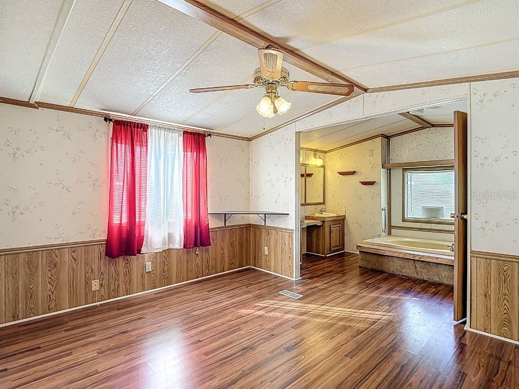 4907 Dacca Drive Tampa FL 33619 S5140104 image24