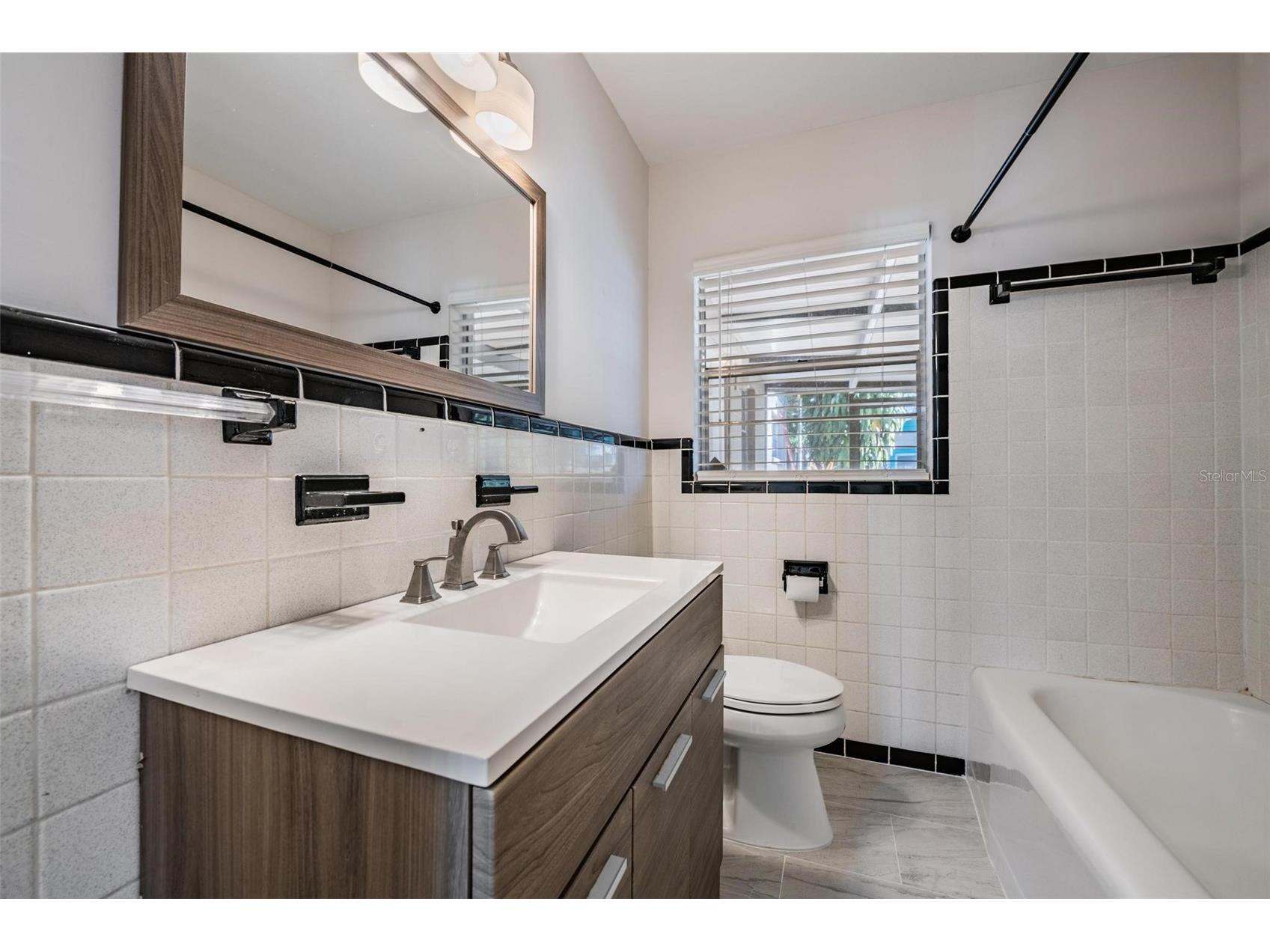 4907 N Mendenhall Drive Tampa FL 33603 TB8467730 image15