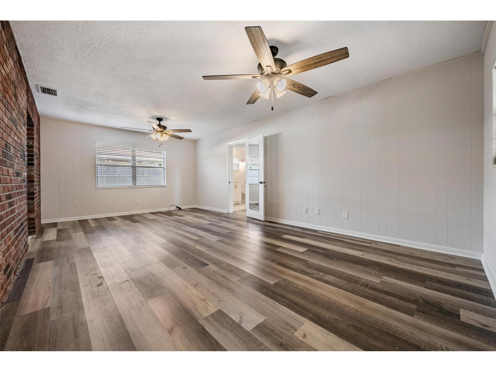 4907 N Mendenhall Drive Tampa FL 33603 TB8467730 image3