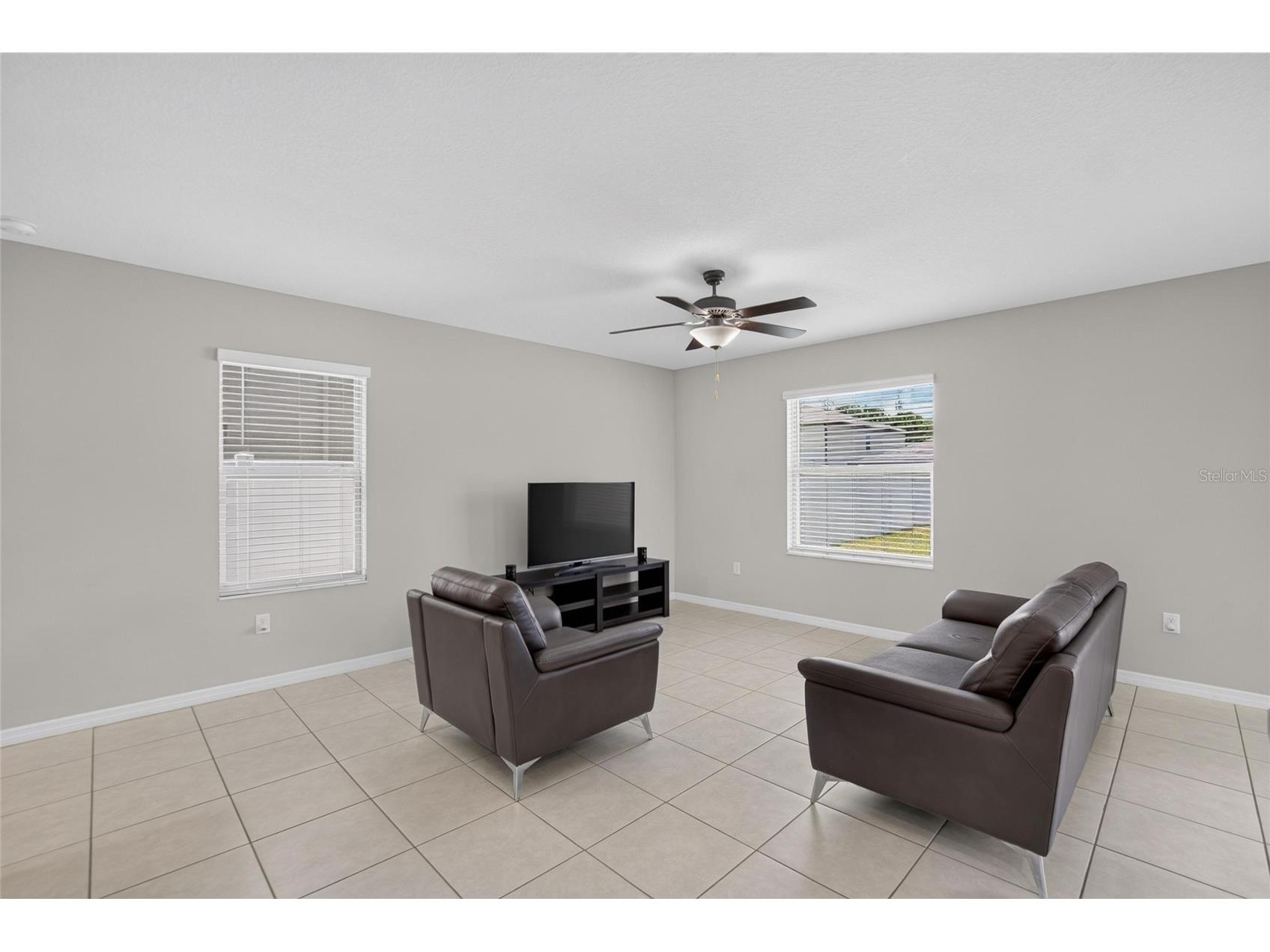 4907 Wild Senna Boulevard Tampa FL 33619 TB8525779 image10