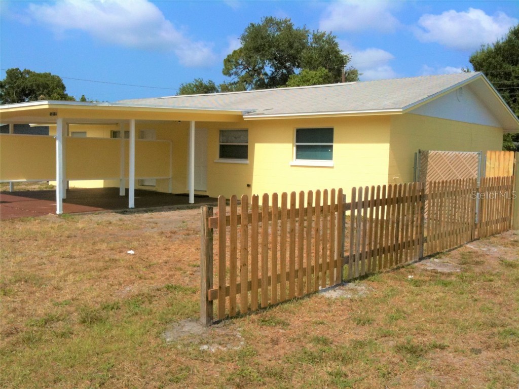 4908 20th Street W #B Bradenton FL 34207 A4606706 image1