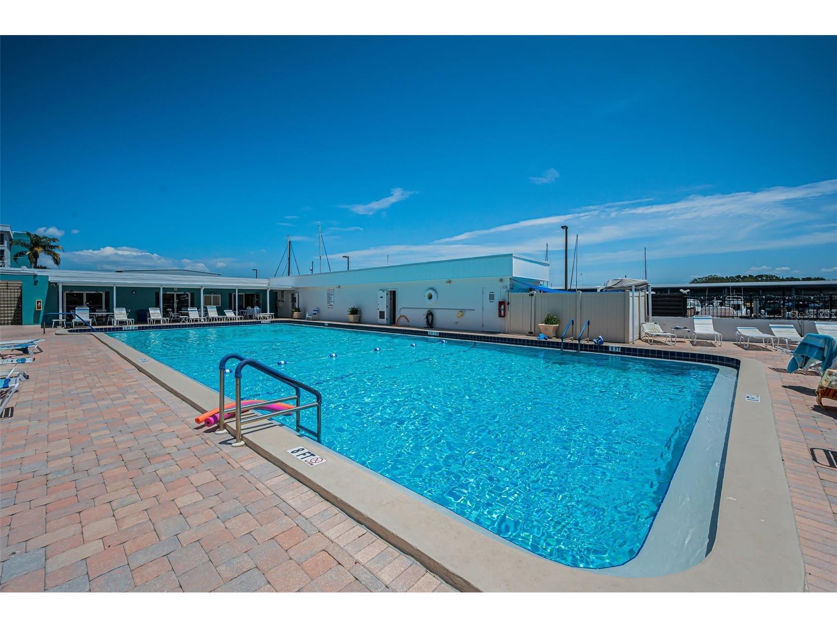 4908 38th Way S #204 Saint Petersburg FL 33711 TB8503470 image28