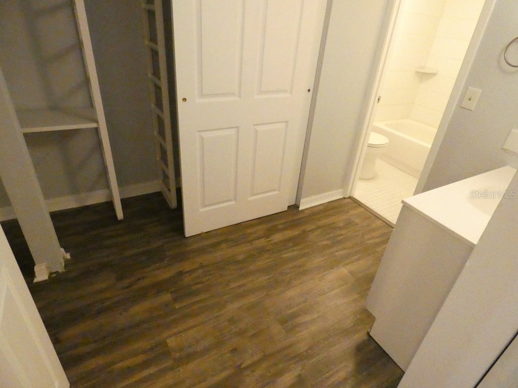 4908 38th Way S #303 Saint Petersburg FL 33711 W7886063 image12