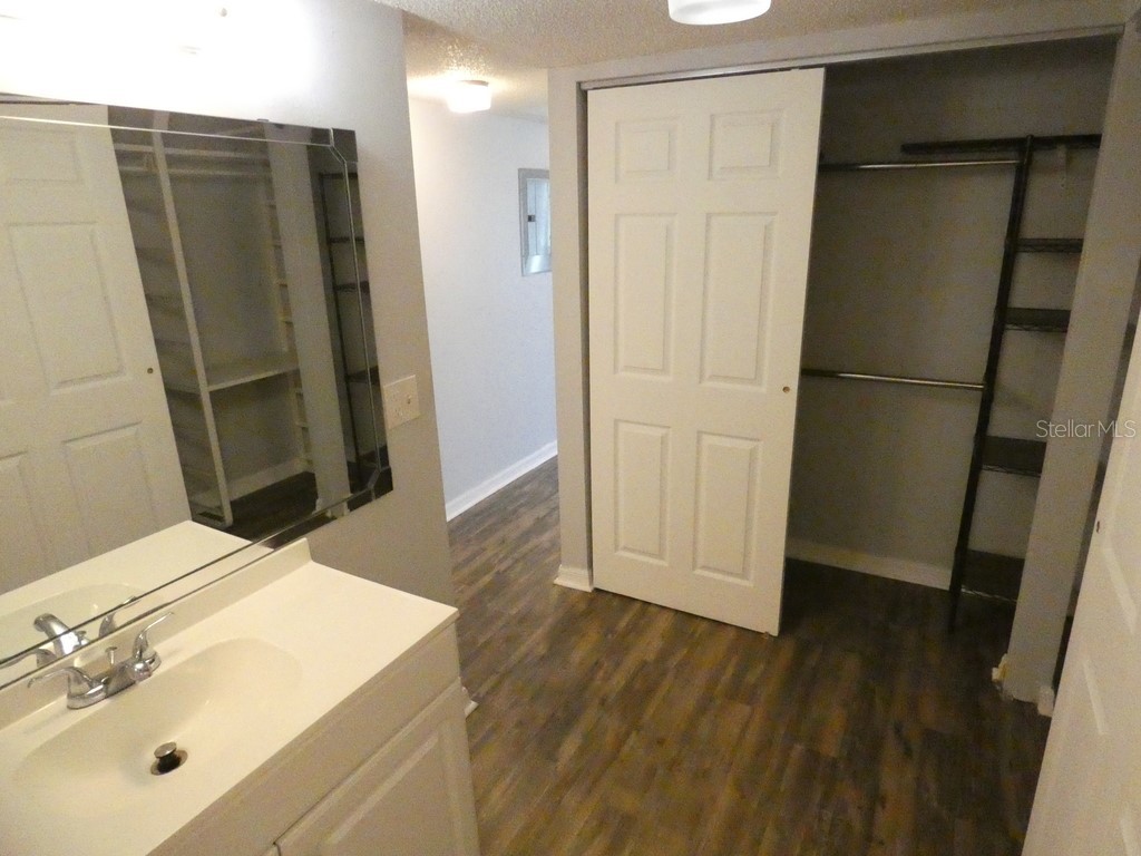 4908 38th Way S #303 Saint Petersburg FL 33711 W7886063 image15