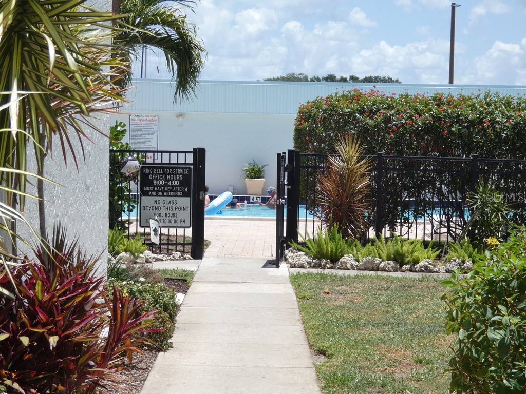 4908 38th Way S #303 Saint Petersburg FL 33711 W7886063 image25