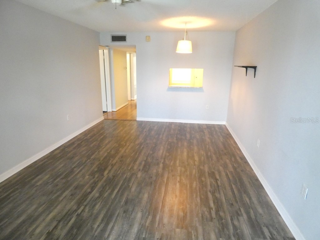 4908 38th Way S #303 Saint Petersburg FL 33711 W7886063 image8