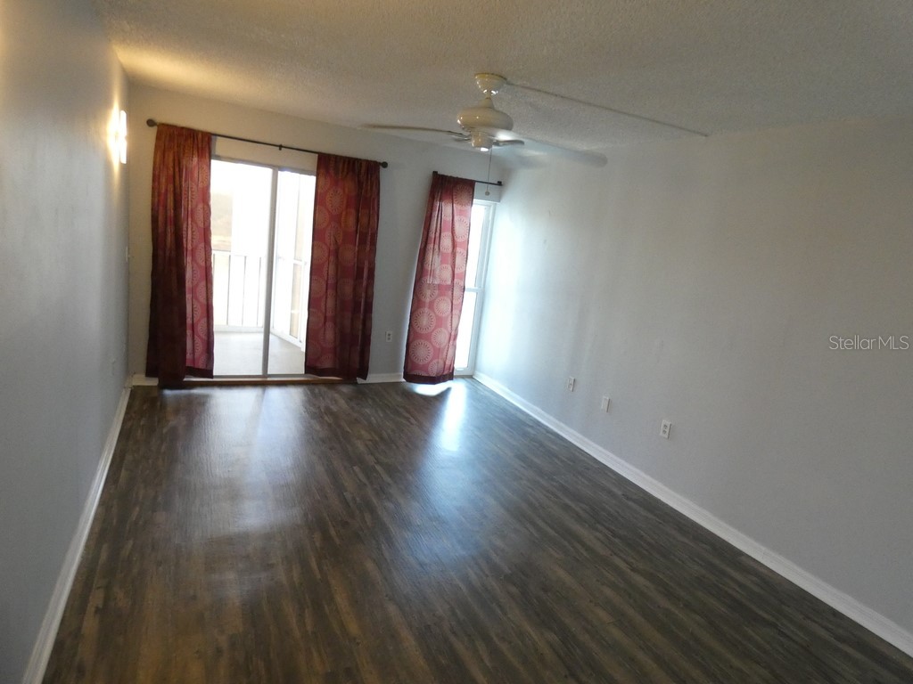 4908 38th Way S #303 Saint Petersburg FL 33711 W7886063 image9