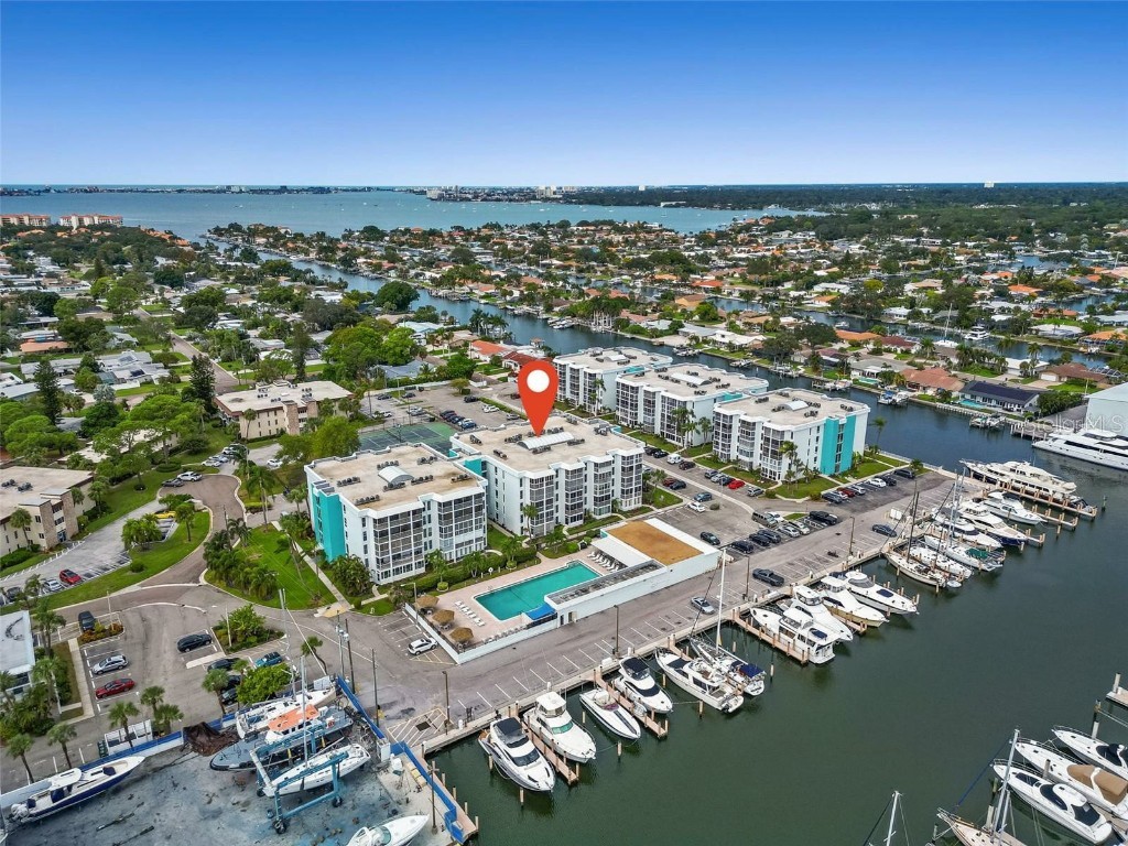 4908 38th Way S #501(FURNISHED) Saint Petersburg FL 33711 U8229599 image1