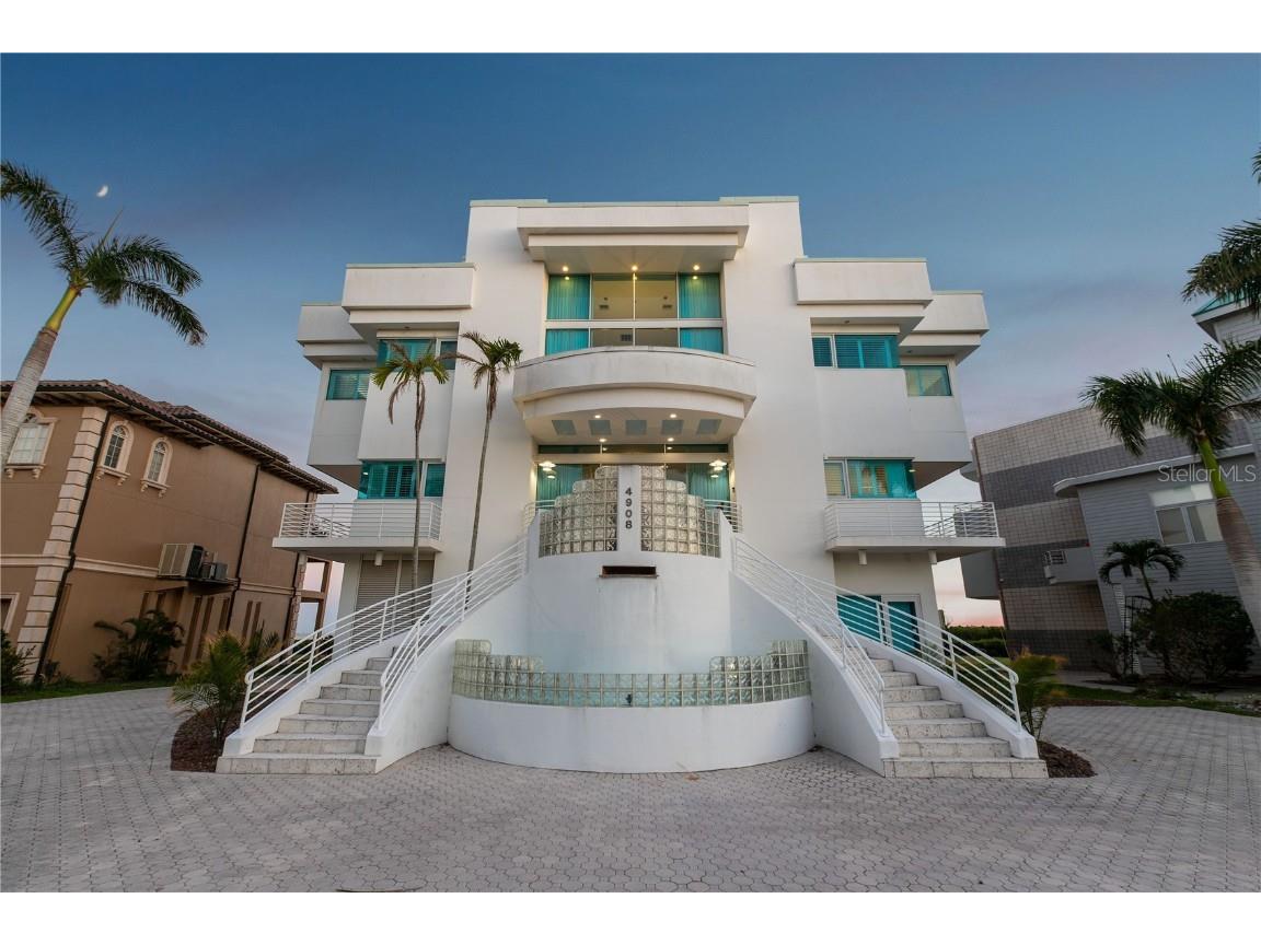 4908 64th Drive W Bradenton FL 34210 - SARASOTA BAY A4652523 image1