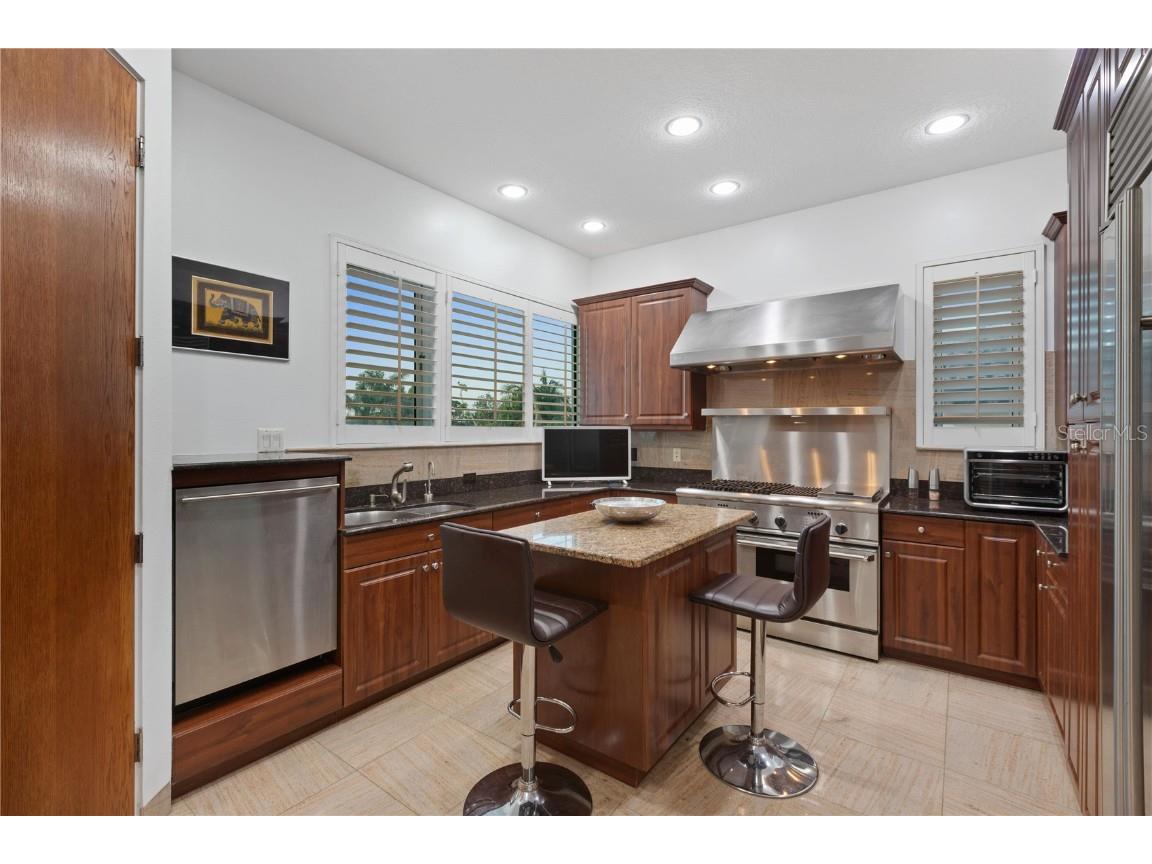 4908 64th Drive W Bradenton FL 34210 - SARASOTA BAY A4652523 image19