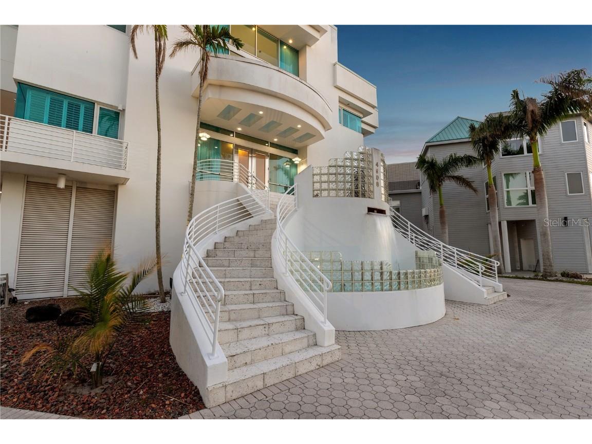 4908 64th Drive W Bradenton FL 34210 - SARASOTA BAY A4652523 image2