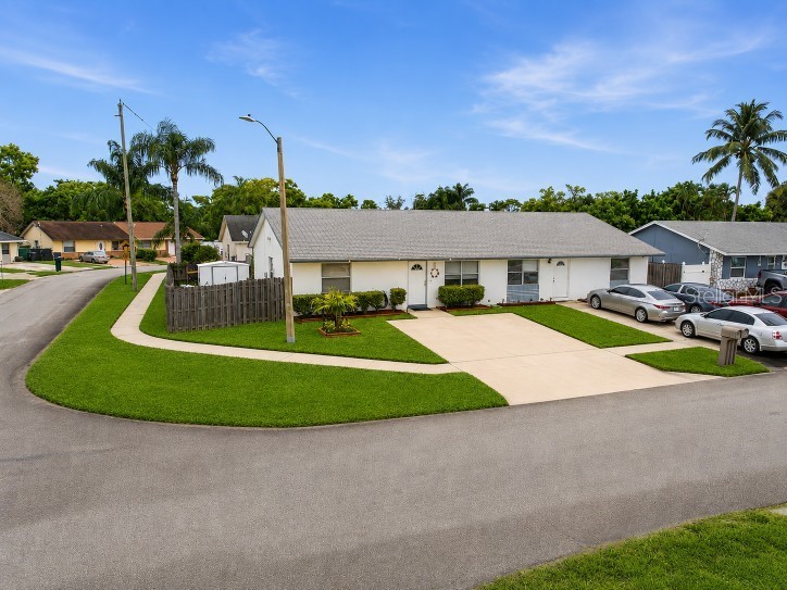 4908 Pimlico Court West Palm Beach FL 33415 O6423186 image1