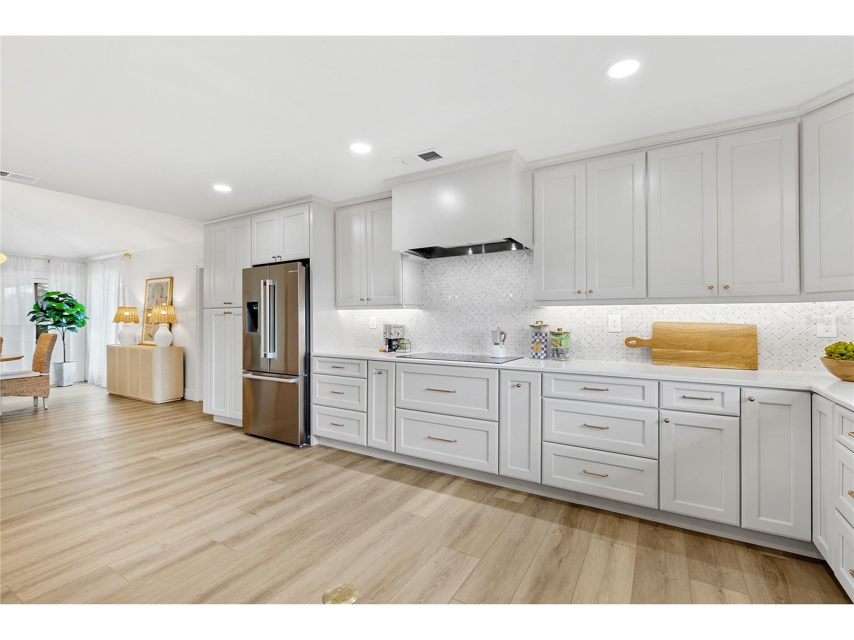 4908 Taywater Dell Sarasota FL 34235 A4694764 image12