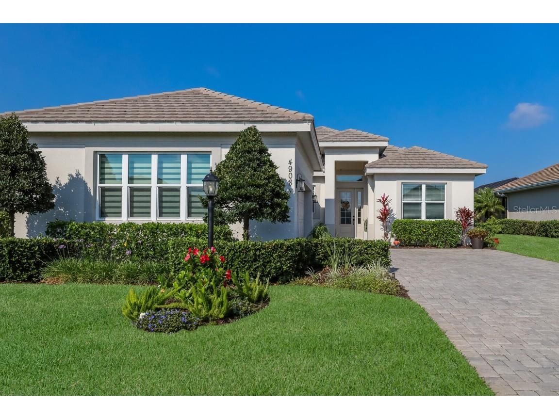 4908 Tobermory Way Lakewood Ranch FL 34211 A4562250 image1