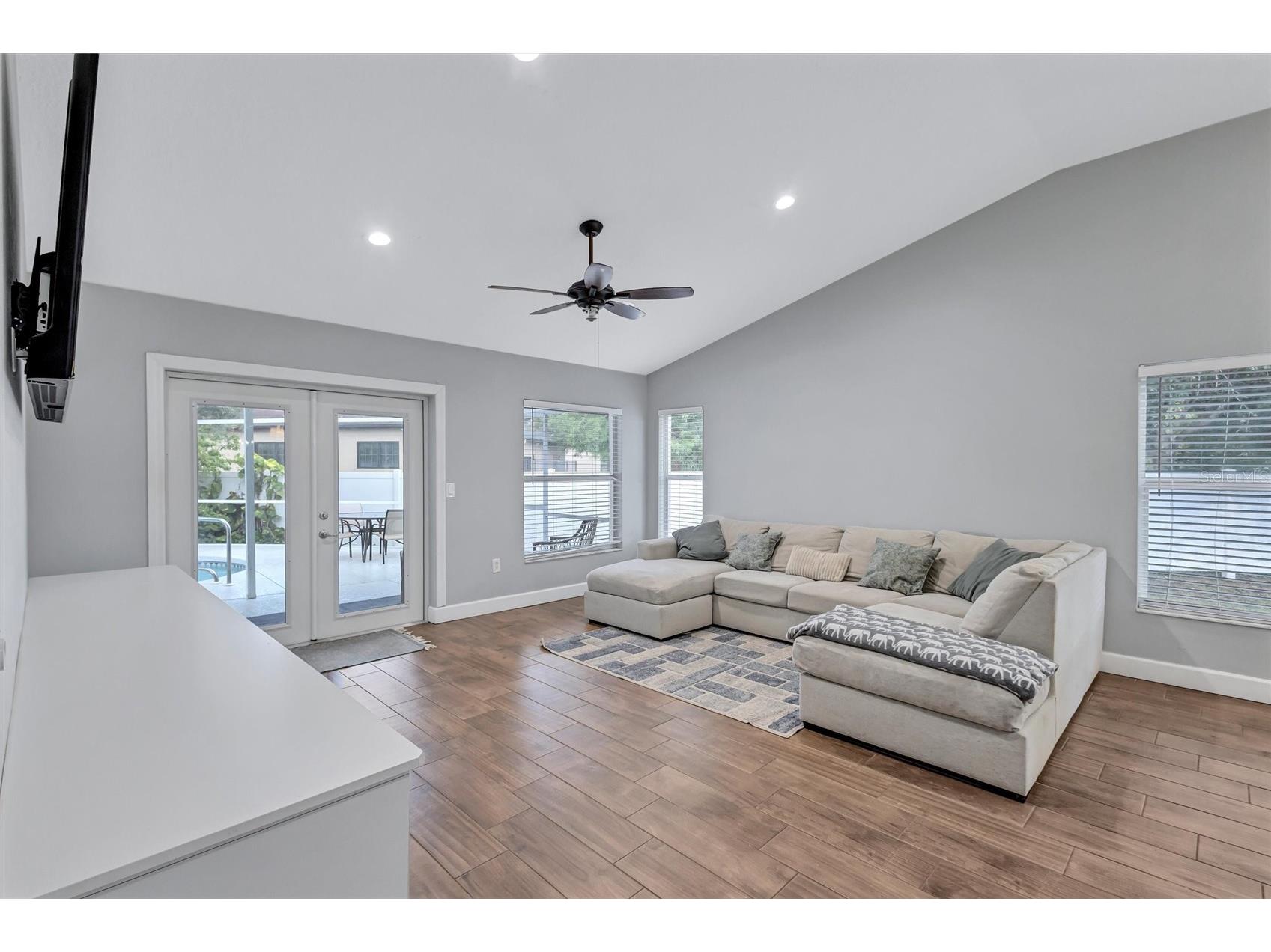 4909 6th Avenue E Bradenton FL 34208 A4694501 image5