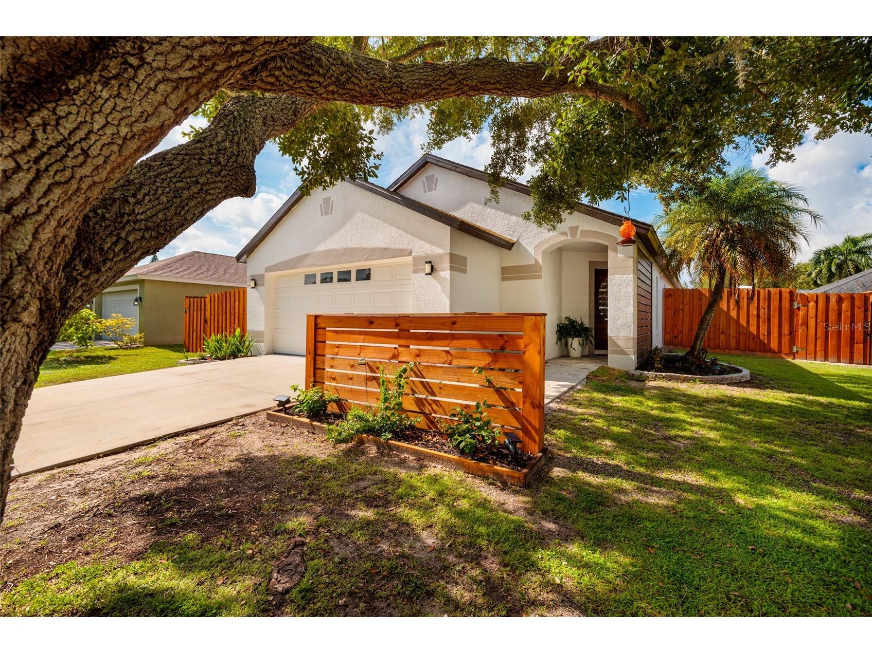 4909 70th Street E Palmetto FL 34221 TB8521597 image1