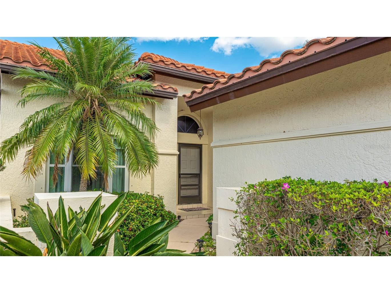 4909 Clubview Court E Bradenton FL 34203 A4643059 image1