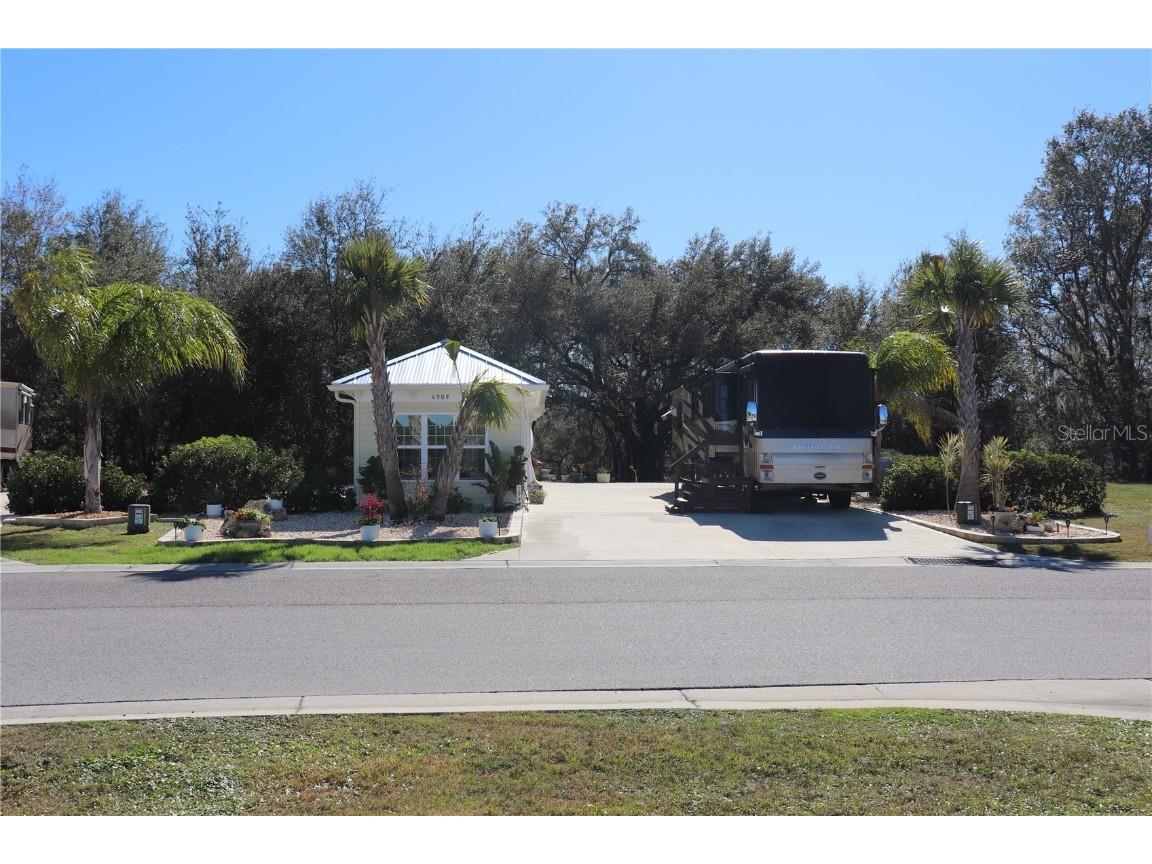 4909 SE 92nd Boulevard Webster FL 33597 G5092053 image1