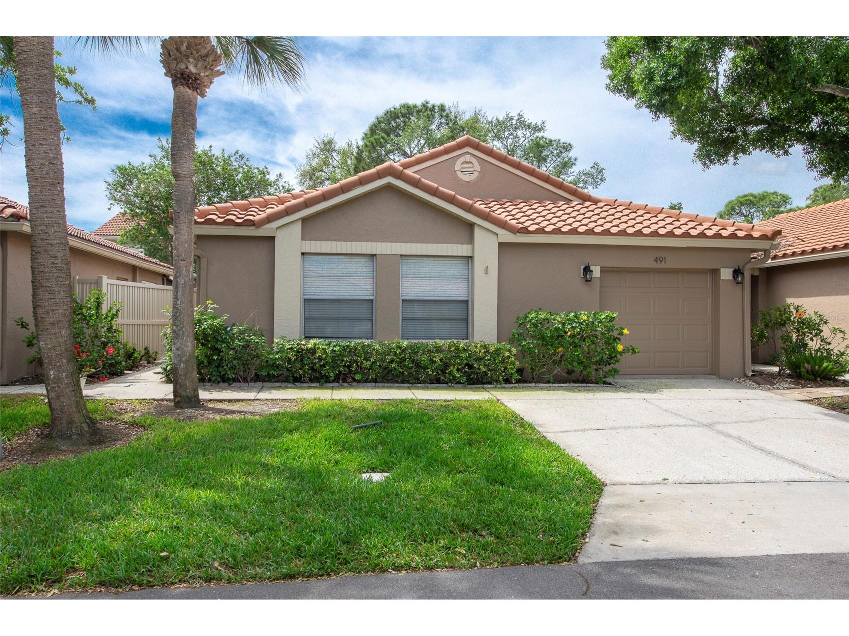 491 St Tropez Circle NE Saint Petersburg FL 33703 TB8495101 image1