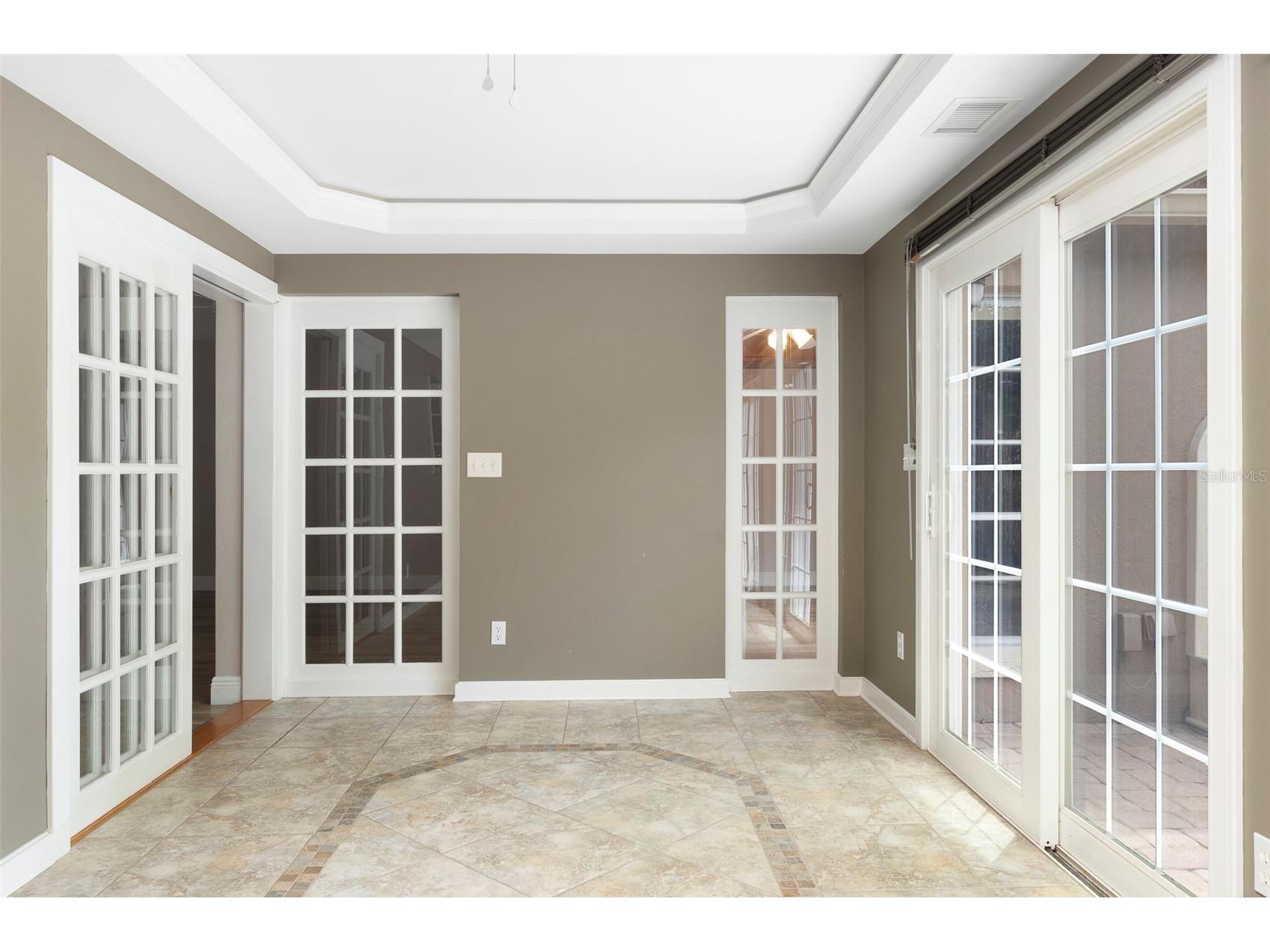 491 St Tropez Circle NE Saint Petersburg FL 33703 TB8495101 image26