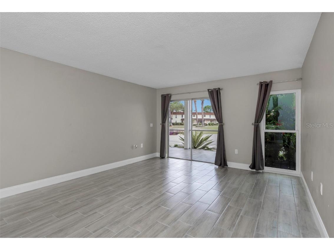 4910 38th Way S #111 Saint Petersburg FL 33711 - MAIN MAXIMO CHANNEL TB8424095 image10