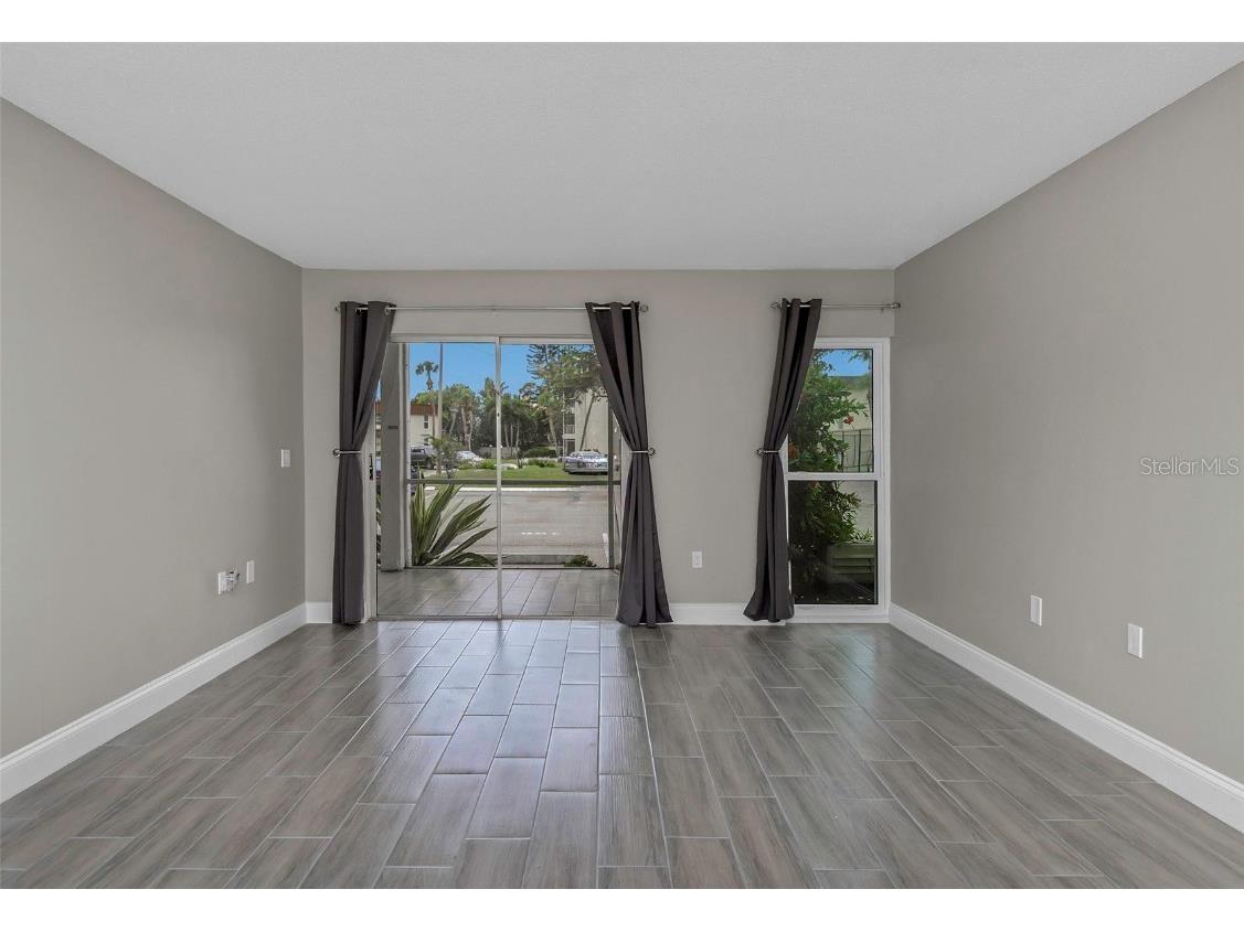 4910 38th Way S #111 Saint Petersburg FL 33711 - MAIN MAXIMO CHANNEL TB8424095 image12