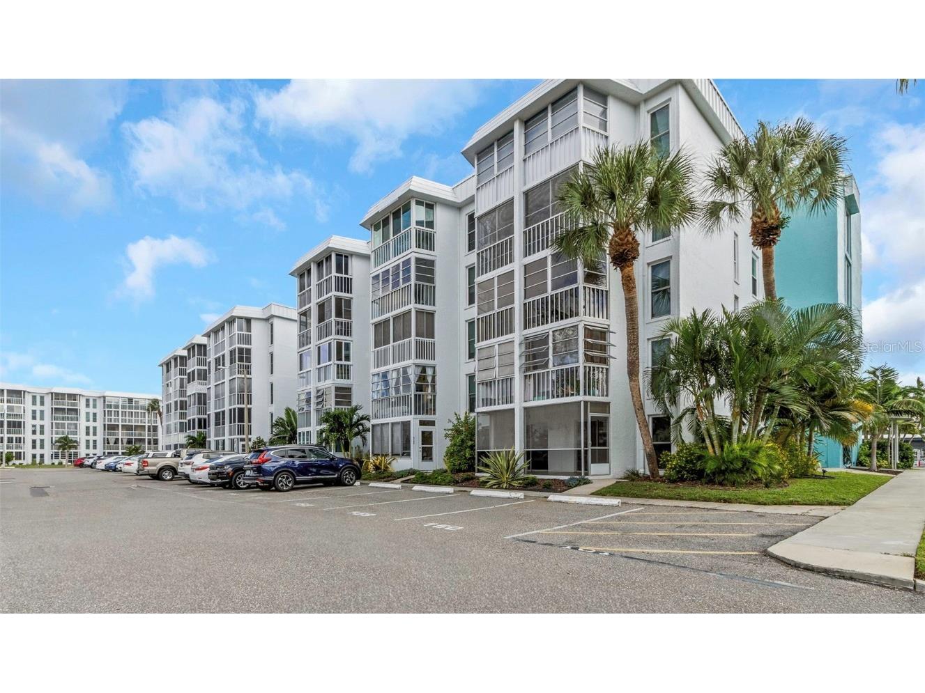 4910 38th Way S #111 Saint Petersburg FL 33711 - MAIN MAXIMO CHANNEL TB8424095 image2