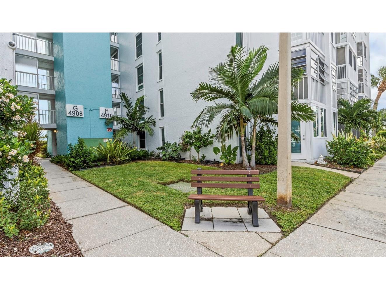 4910 38th Way S #111 Saint Petersburg FL 33711 - MAIN MAXIMO CHANNEL TB8424095 image43