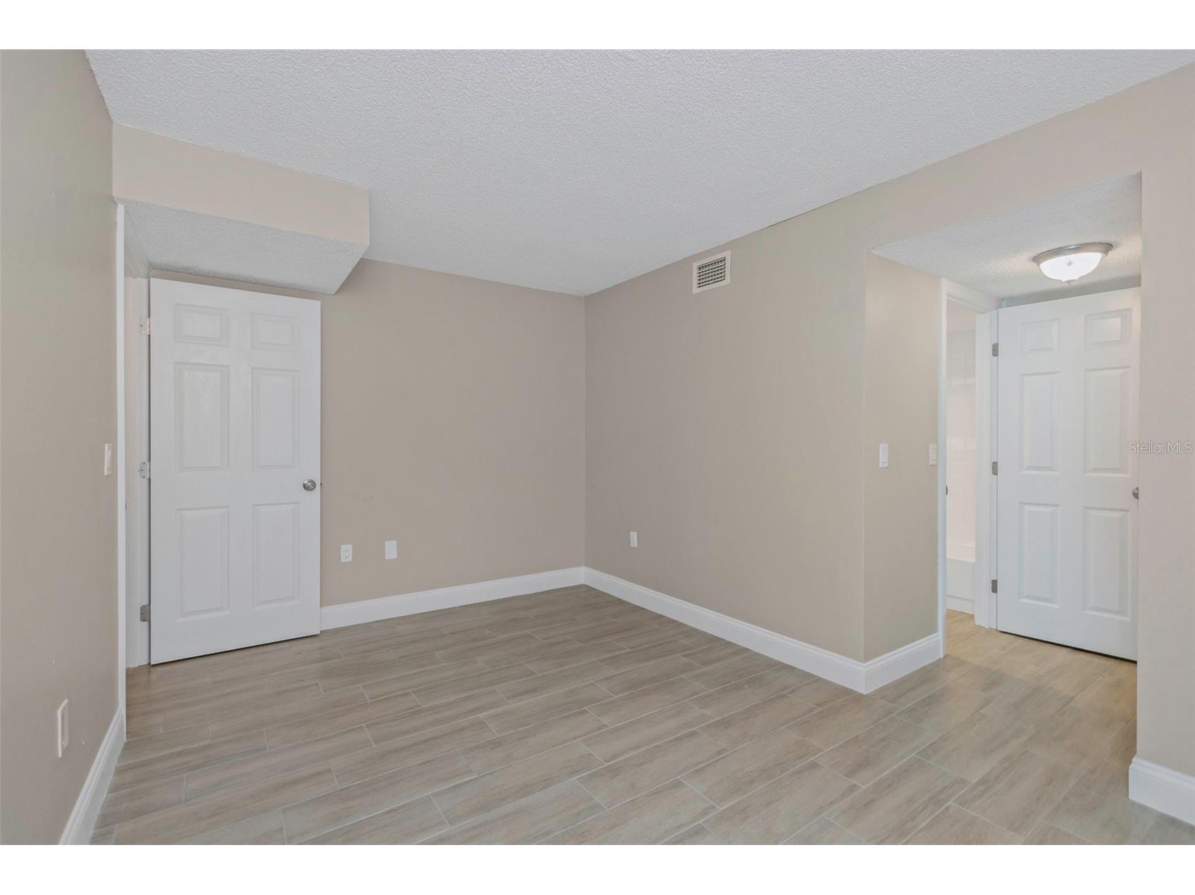 4910 38th Way S #111 Saint Petersburg FL 33711 TB8508740 image20