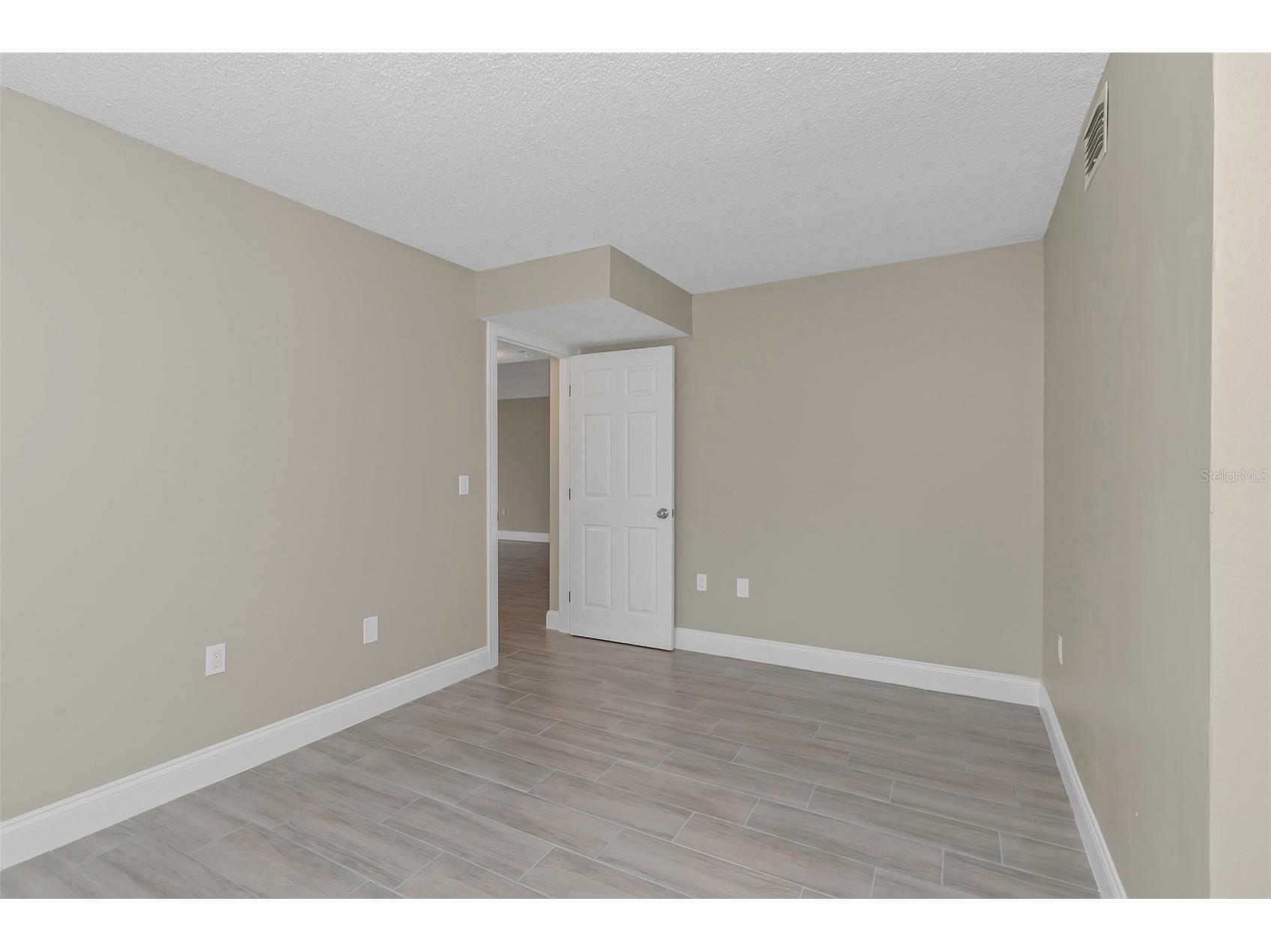 4910 38th Way S #111 Saint Petersburg FL 33711 TB8508740 image21