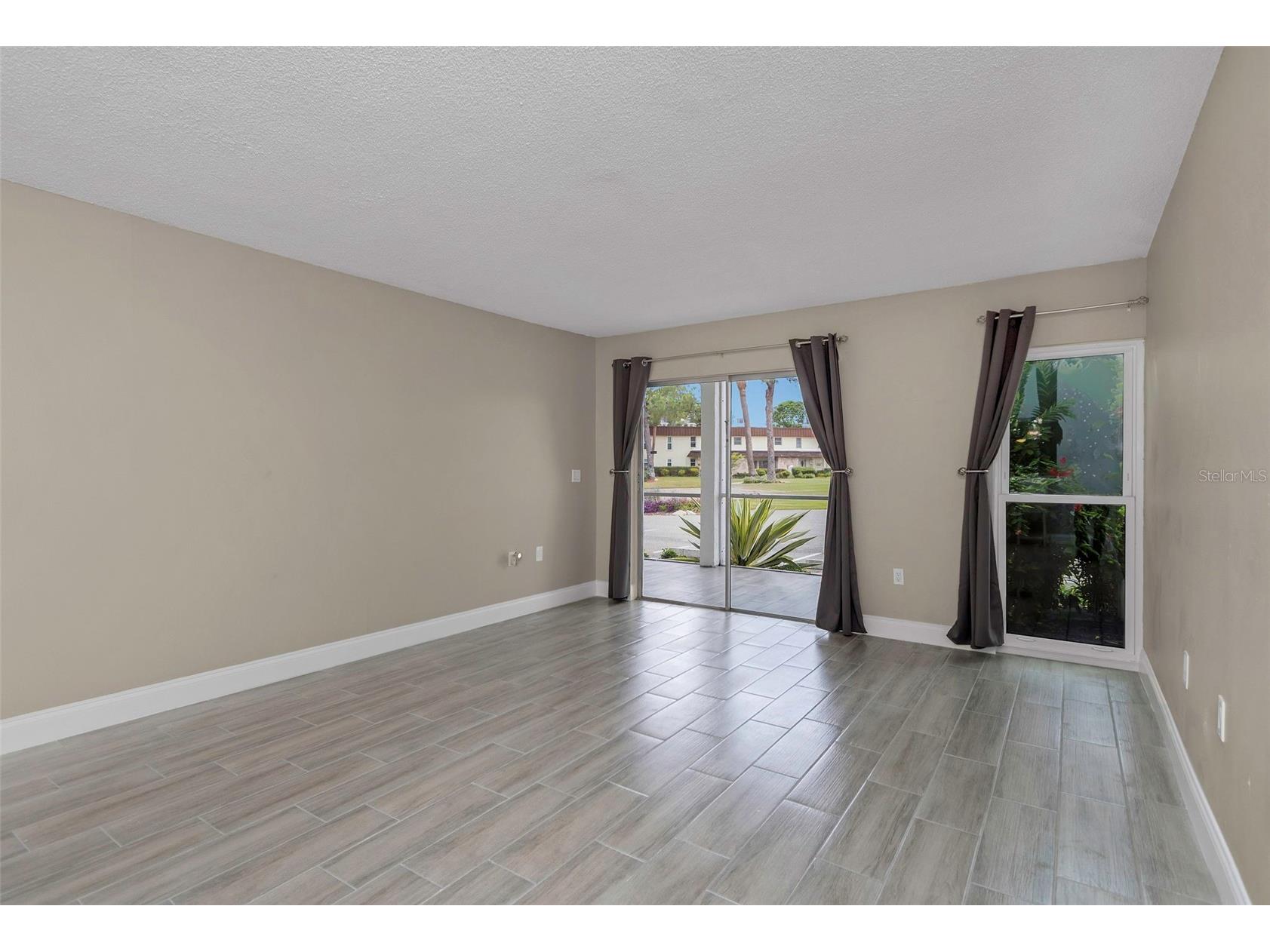 4910 38th Way S #111 Saint Petersburg FL 33711 TB8508740 image30