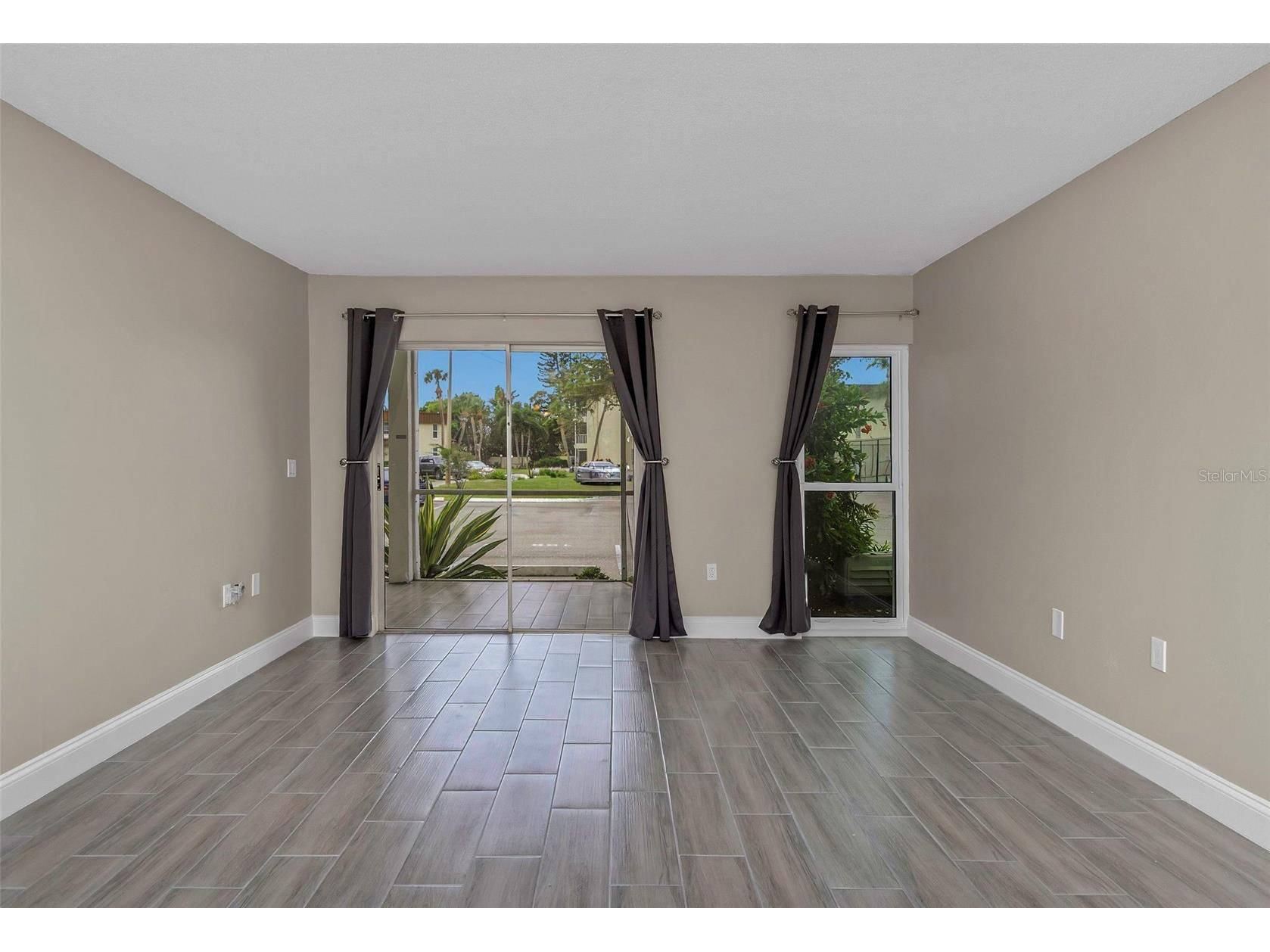 4910 38th Way S #111 Saint Petersburg FL 33711 TB8508740 image32