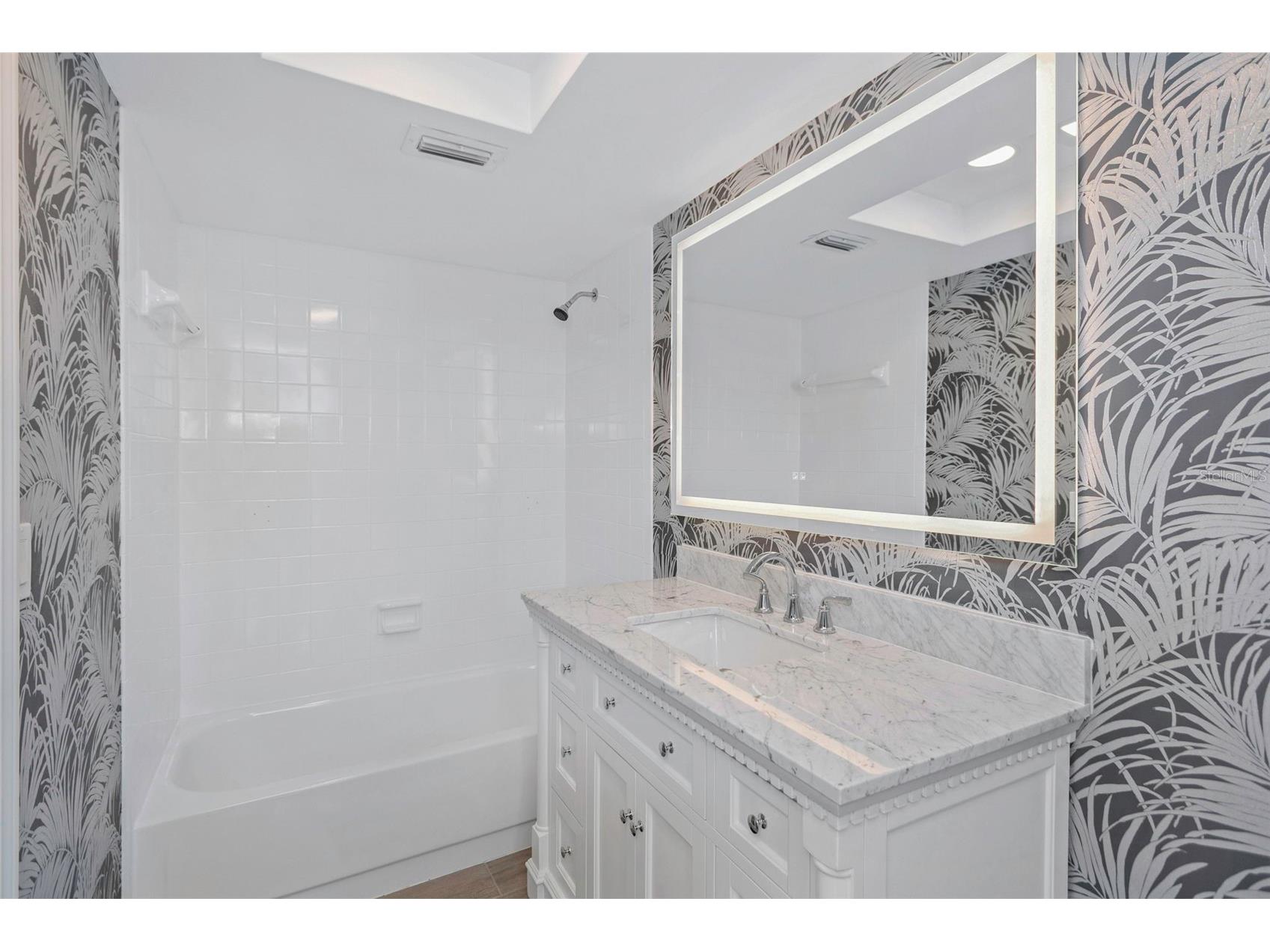 4910 38th Way S #111 Saint Petersburg FL 33711 TB8508740 image44