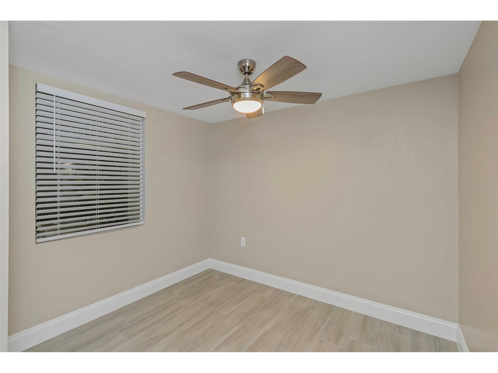 4910 38th Way S #111 Saint Petersburg FL 33711 TB8508740 image9
