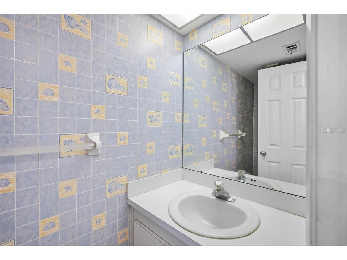 4910 Bay Street NE #105 Saint Petersburg FL 33703 TB8449285 image6