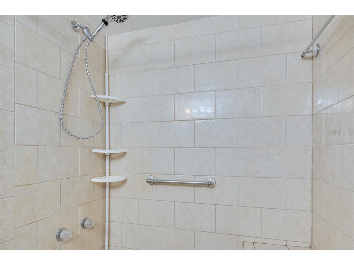 4910 Bay Street NE #109 Saint Petersburg FL 33703 TB8336777 image18