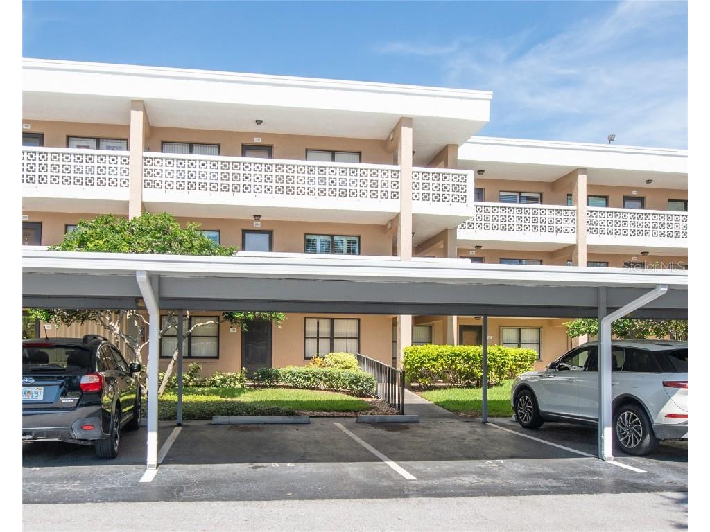 4910 Bay Street NE #111 Saint Petersburg FL 33703 U8208258 image1