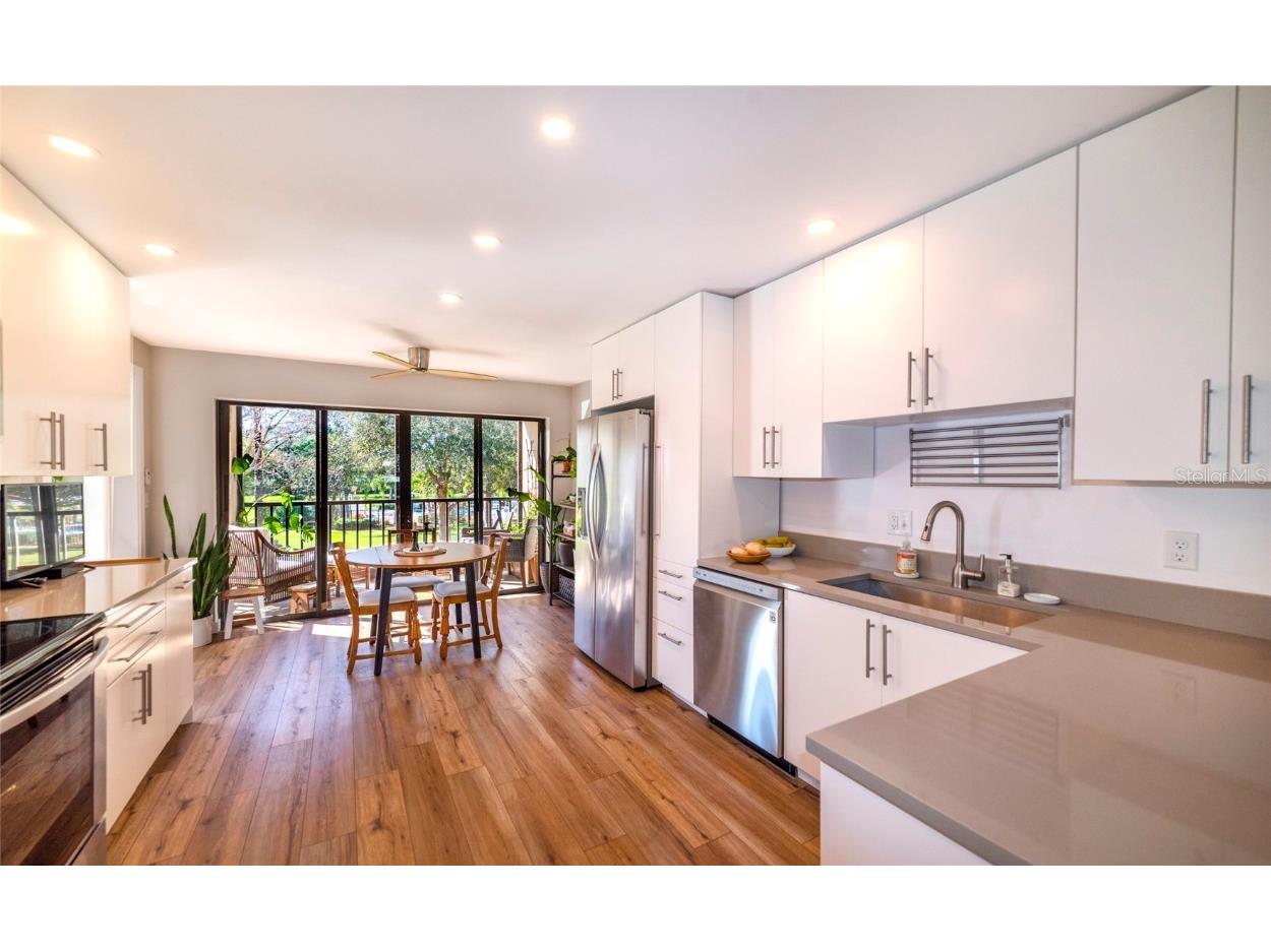 4910 Bay Street NE #212 Saint Petersburg FL 33703 U8194046 image1