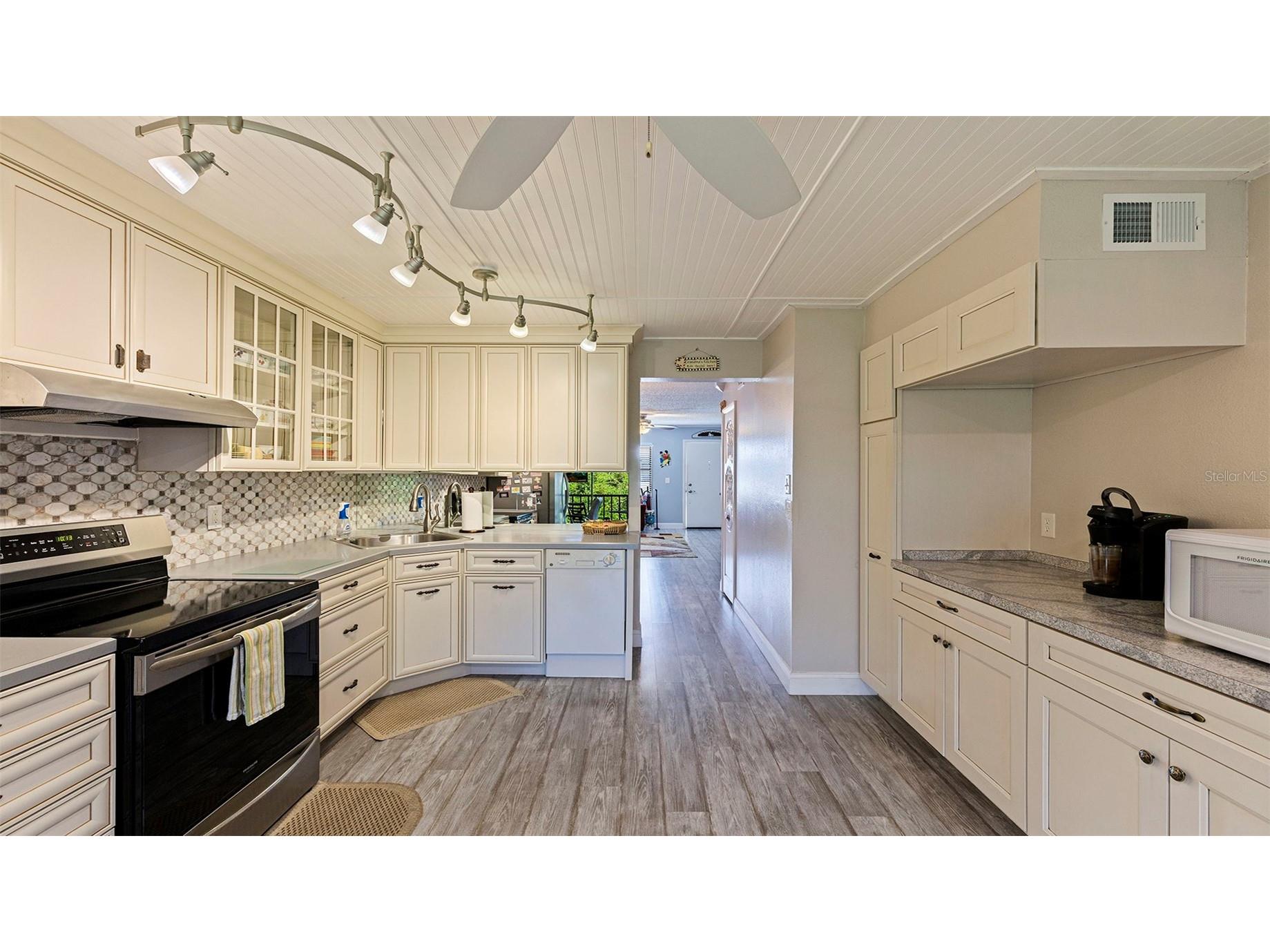 4910 Bay Street NE #310 Saint Petersburg FL 33703 TB8489595 image12