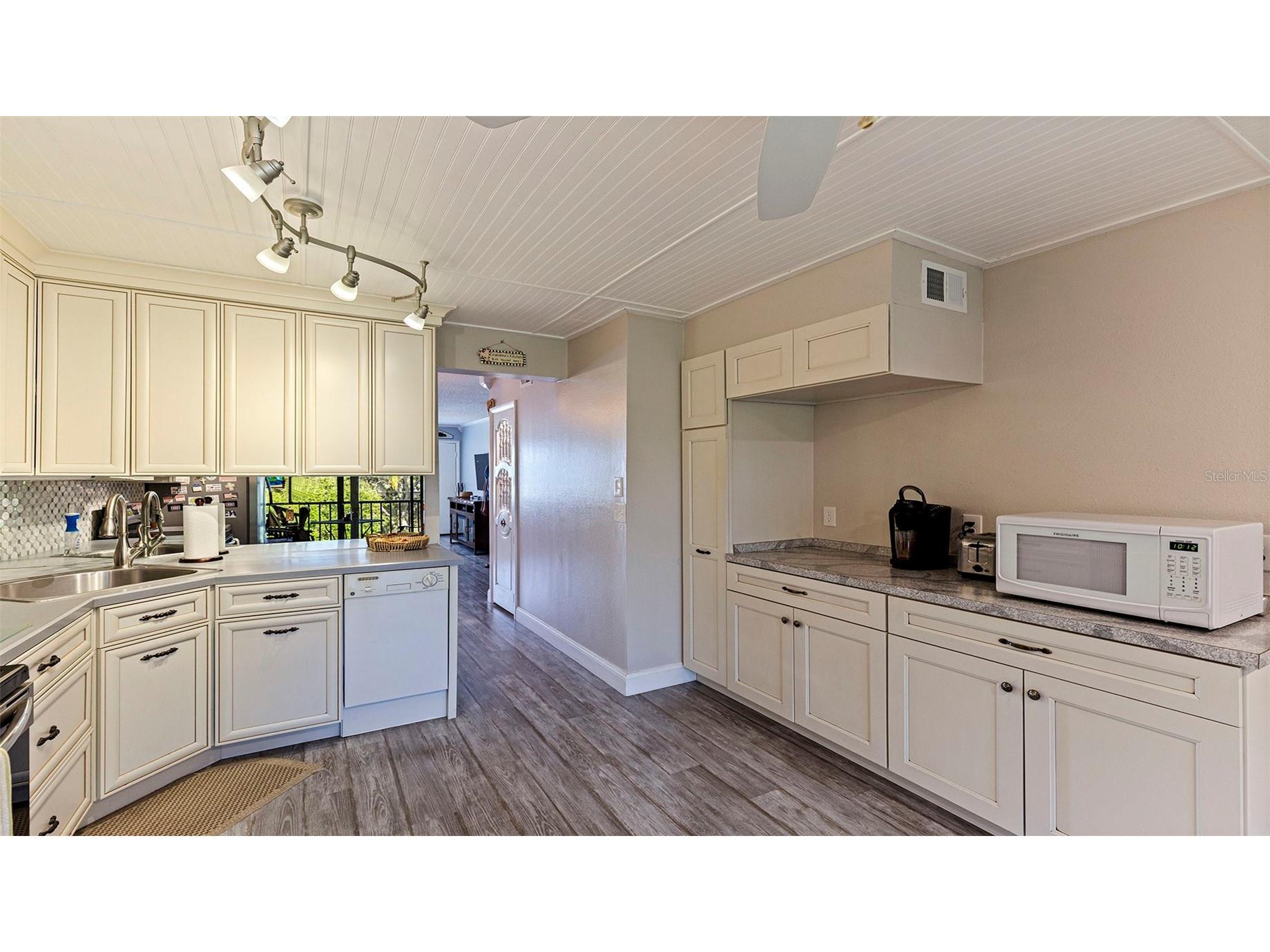 4910 Bay Street NE #310 Saint Petersburg FL 33703 TB8489595 image13
