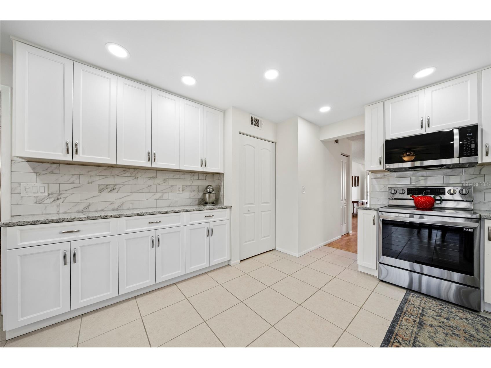 4910 Bay Street NE #311 Saint Petersburg FL 33703 TB8484453 image22