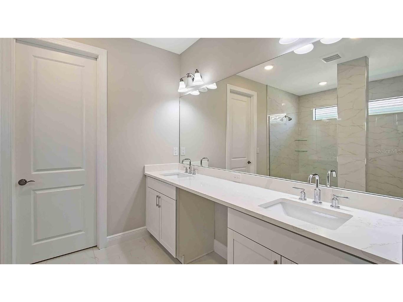 4910 Carova Way Lakewood Ranch FL 34211 O6233069 image8