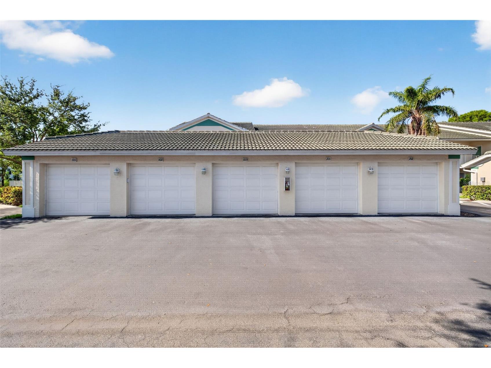 4910 Cougar Court N #103 Naples FL 34109 C7526333 image30