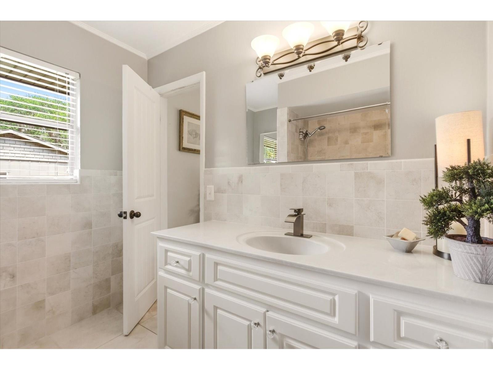 4910 E Lake Drive Winter Springs FL 32708 - LITTLE LAKE HOWELL O6398929 image50
