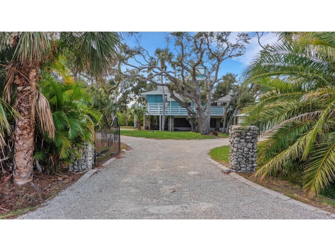 4910 Lemon Bay Drive Venice FL 34293 - LEMON BAY N6129560 image1