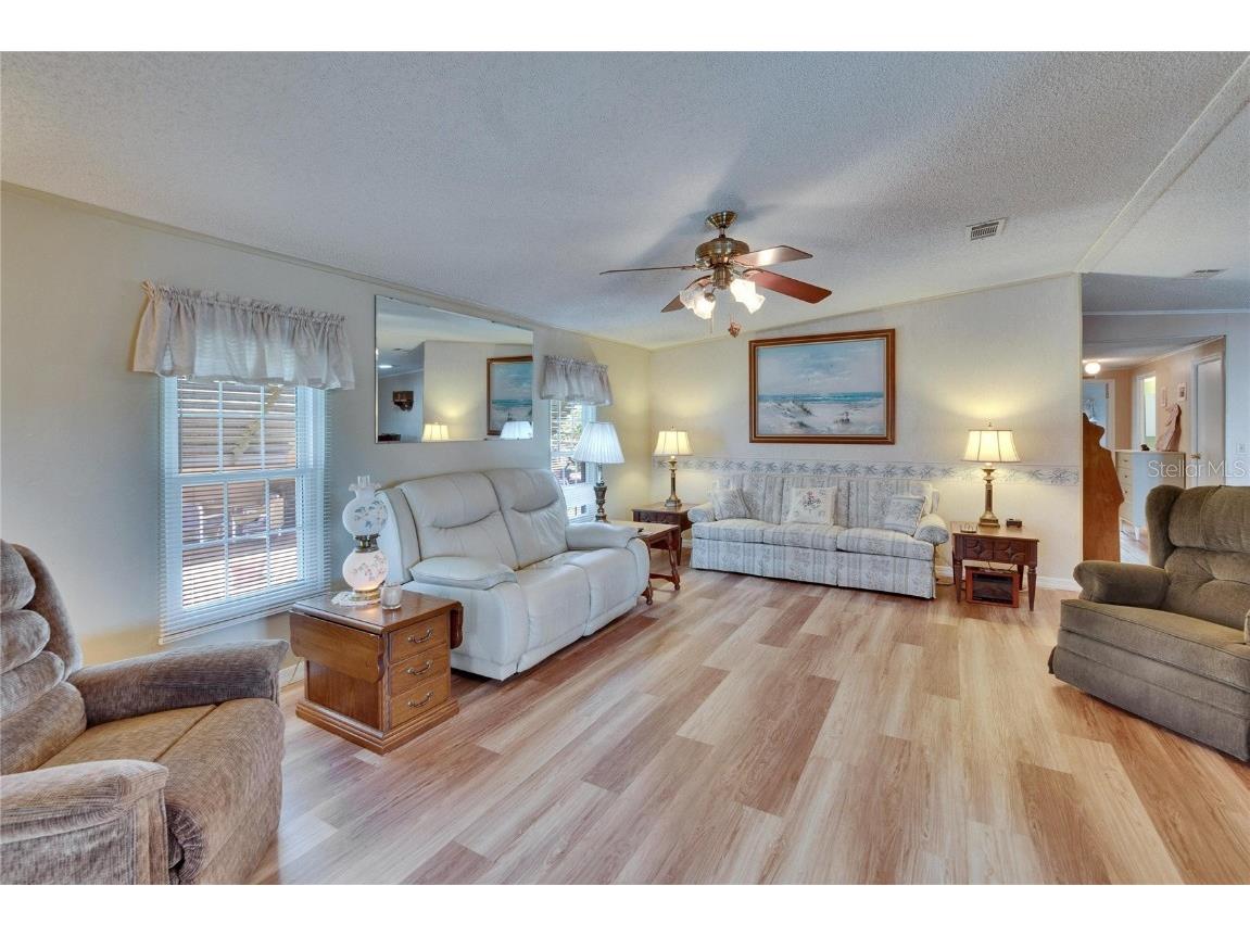 4910 Loch Ness Drive Lakeland FL 33810 L4957893 image10