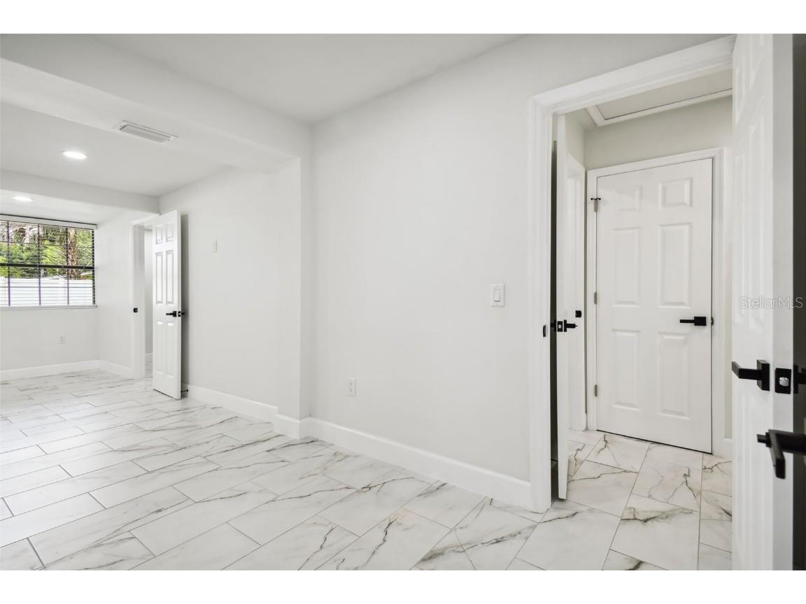 4910 N Darby Avenue Tampa FL 33603 TB8425584 image20