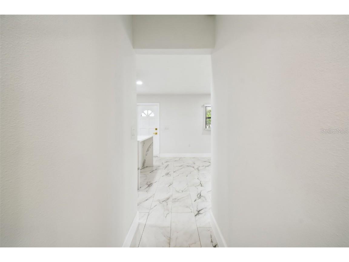 4910 N Darby Avenue Tampa FL 33603 TB8425584 image31