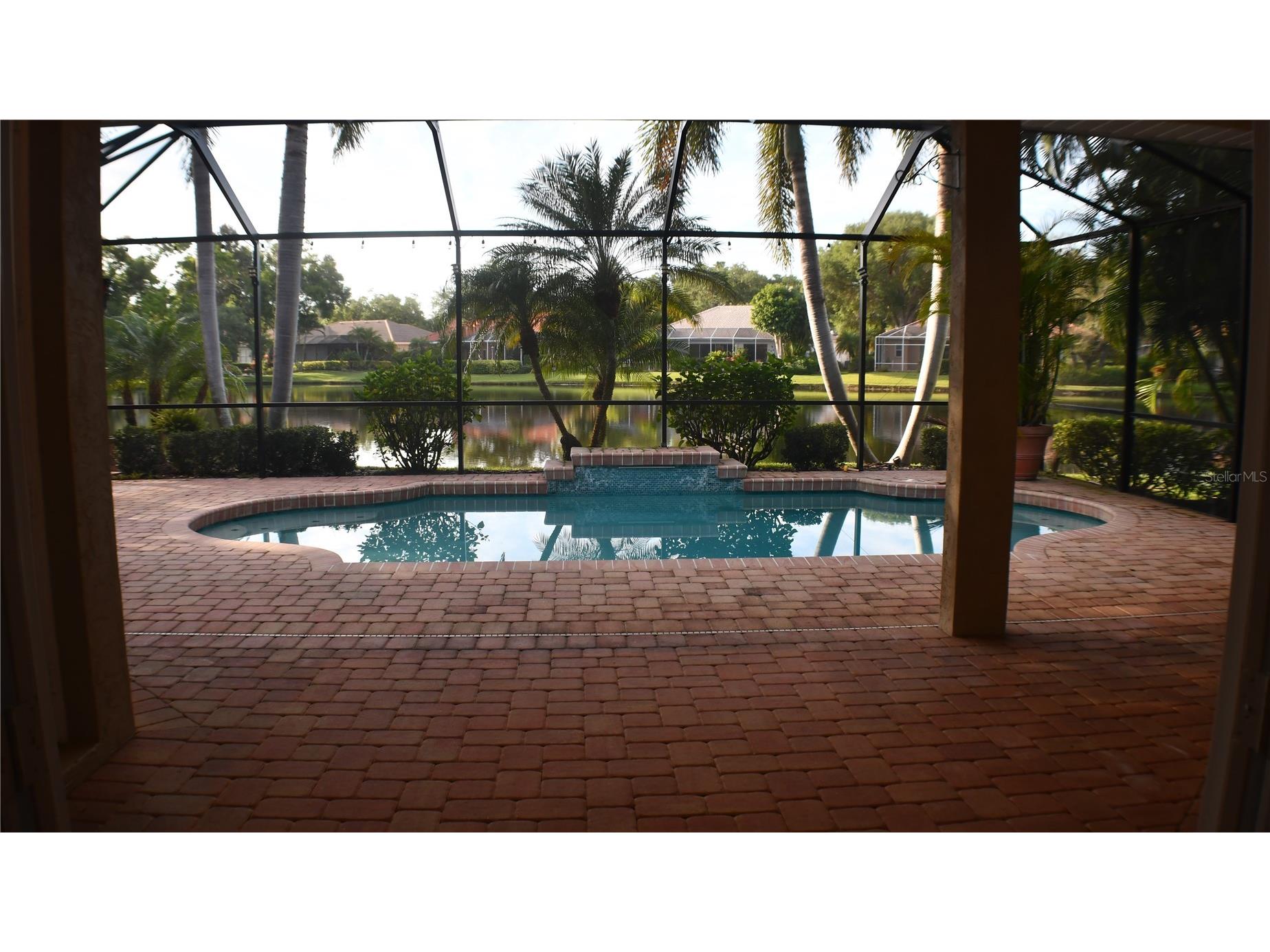 4910 Old Creek Drive Sarasota FL 34233 A4690402 image2