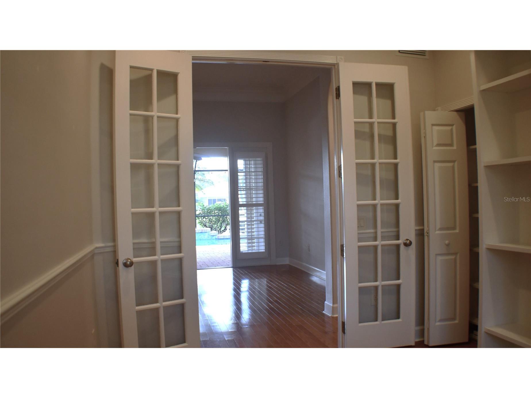 4910 Old Creek Drive Sarasota FL 34233 A4690402 image9